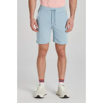 TEPLÁKOVÉ ŠORTKY GANT REG SHIELD SWEAT SHORTS DOVE BLUE