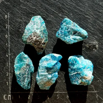 Apatit surový (1), , skladem