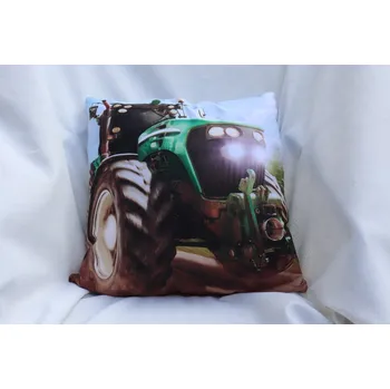 Dekorativní polštářek 3D POLŠTÁŘEK TRAKTOR 45x45 cm