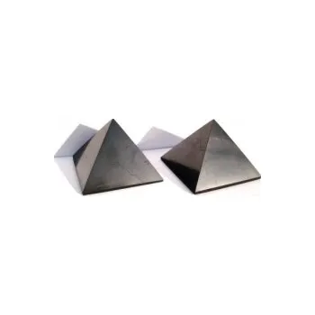 Karélie, šungit pyramida 4x4 cm