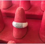 Ocelový prsten s keramikou (Prsten s kamínky - chirurgická ocel)