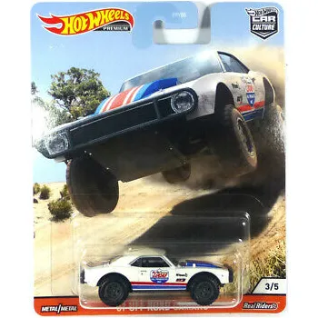 auto na autodráhu Toys Hot Wheels Premium Car Culture 67 Off Road Camaro
