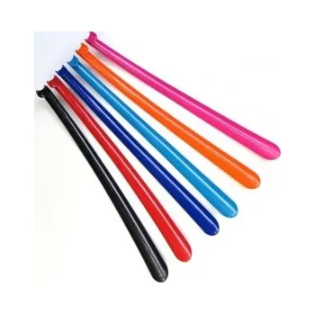 Lžíce na botu LŽÍCE NA BOTY 56 CM červená