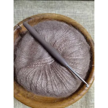 Nástroj na niť a příze Háček na háčkování se silikonovou rukojetí vel.3,5 mm