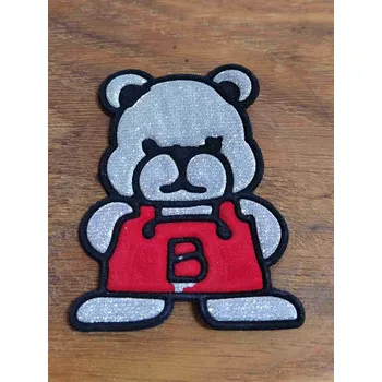 Textilní nažehlovací páska Nažehlovačka medvěd v triku , Barva Červená