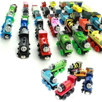 Dřevěné magnetické mašinky 5 kusů