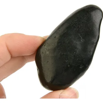 Přírodní kámen Hladký šungit z Ruska 51g