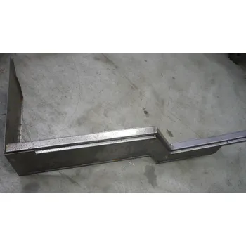 Prah karosérie Práh komplet pravý Multicar M25