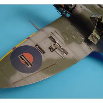 Plastikový model 1/72 Spitfire Mk.Vb gun bay (TAM)