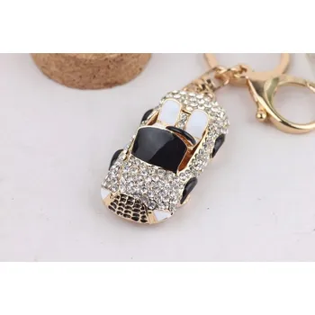 Stylová klíčenka pro fandy aut - typ 2 kabriolet