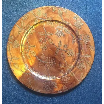 Zlatý tác s 3D lístky (Tácek zlaté barvy)