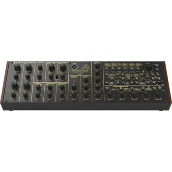 Syntetizátor Behringer K-2