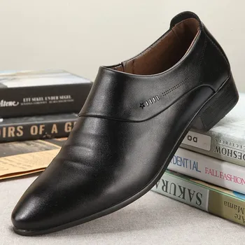 Pánské polobotky Business poltopánky kožené nazúvacie topánky pánske Barva: Černá, Velikost: 41