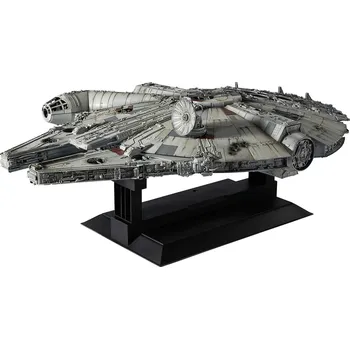 Plastikový model Revell Star Wars Bandai Perfect Grade Millennium Falcon 1:72