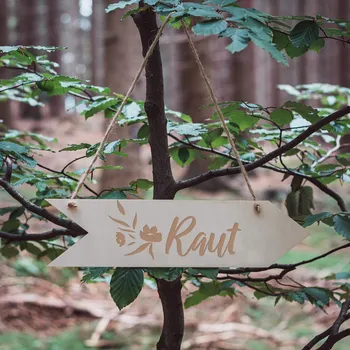 Žertovný předmět Dřevěný ukazatel s gravírováním RAUT - KVĚTINY Varianta: Šipka na levou stranu