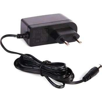 Boss D´ADDARIO PW-CT-9VF napájecí adaptér pro efekty