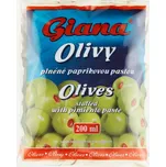 Giana Olivy plněné paprikovou pastou…