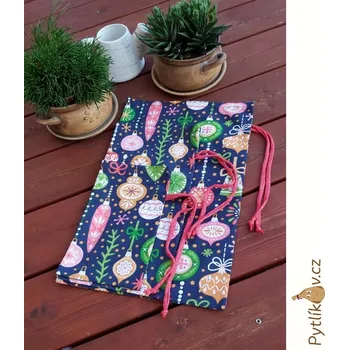 Vánoční báňky - 33 x 47 cm (Vánoční báňky - plátěný pytlík. Barevné plátěné pytlíky vhodné pro originální balení dárků nebo vánoční výzdobu.)