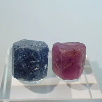 Přírodní kámen Rubín a safír z Madagaskaru 12x10mm