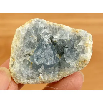 Sběratelství Celestýn drúza z Madagaskaru 49g