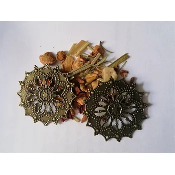 Filigrán kulatý antický květinový 43 mm, barvy: bronz, měď a stříbrná Barva: Měděná, Množství: 1 ks