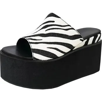 Dámská obuv Mule na ploché vysoké podrážce Velikost: 35, Barva (Varianta): Vzor zebra