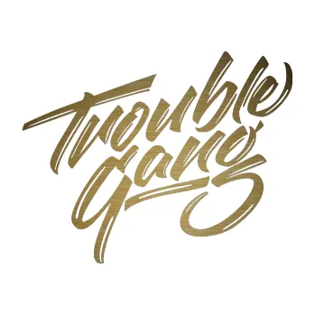 Polep vozidla SAMOLEPKA Trouble Gang - Marpo (64 - škrábaný kov zlatý) NA AUTO, NÁLEPKA, FÓLIE, POLEP, TUNING, VLASTNÍ TEXT, TISK, AUTOSAMOLEPKY.cz, POLEPY, OBRÁZEK, LOGO, SAMOLEPKY