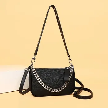 Kabelka Dámská kožená kabelka FLY FF341 Barva: Černá