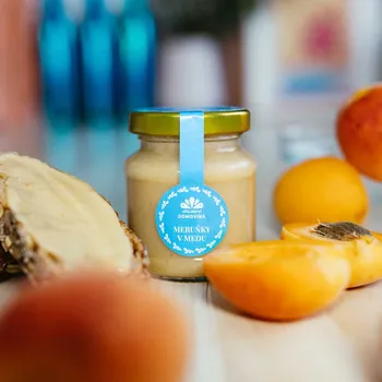 Včelařství Domovina Meruňky v medu Hmotnost: 170 g