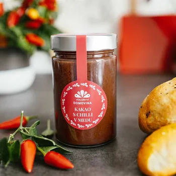 Včelařství Domovina Kakao s chilli v medu Hmotnost: 400 g