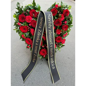 Smuteční dekorace Smuteční srdce plné, střední Plná varianta, 70 růží - rozvoz Praha