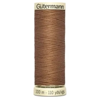 Nit Univerzální šicí nit Gütermann ve světle hnědé barvě 444