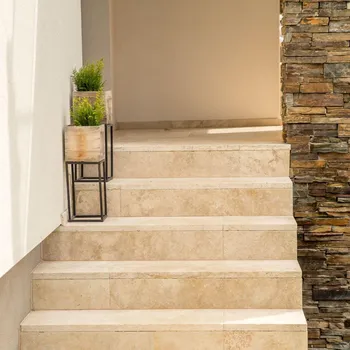 Dlažba Kameny.cz Rio Crem - exteriérová dlažba travertin