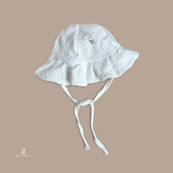 Kojenecké oblečení Klobouček z mušelínu pro hočičku Barva: Bílá, Velikost kloboučku: 6-12m (42-45 cm)