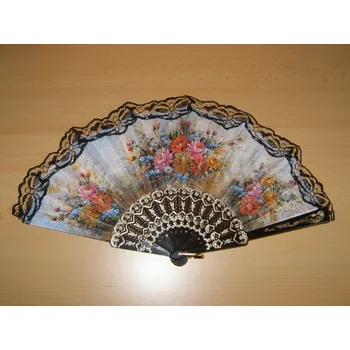 Karnevalový doplněk Vějíř plastový černý s květinovým motivem a černou krajkou - v38