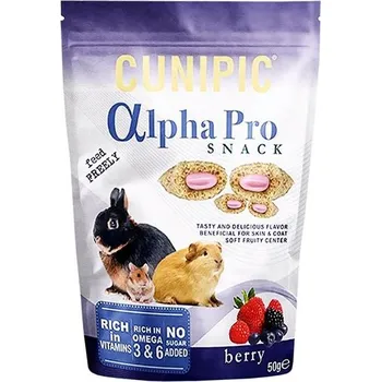 Pamlsek pro psa Cunipic Alpha Pro Snack Berry - lesní plody 50 g
