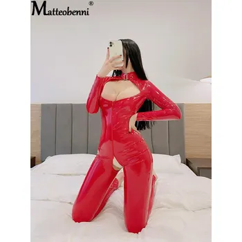 Latexový overal s odhaleným dekoltem Velikost: M, Barva (Varianta): Červená