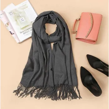 Šála Carla Dámská šála Gaalbin šedá Univerzální