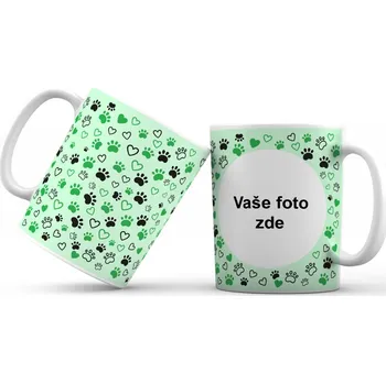 TvůjHrneček Hrneček s vlastní fotkou a tlapkami se srdíčky okolo (CELOPOTISK, barevné pozadí) - 330ml bílý Zelená