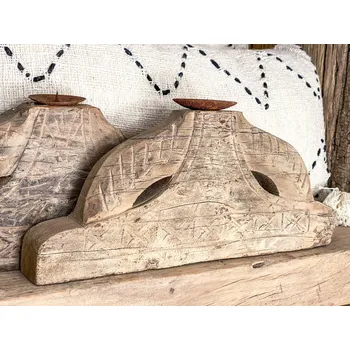 Svícen Svícen z jilmového dřeva