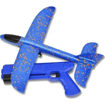 letadlo a vrtulník Letadlo s vystřelovací pistolí