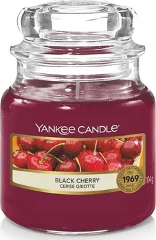 Svíčka Yankee Candle Black Cherry