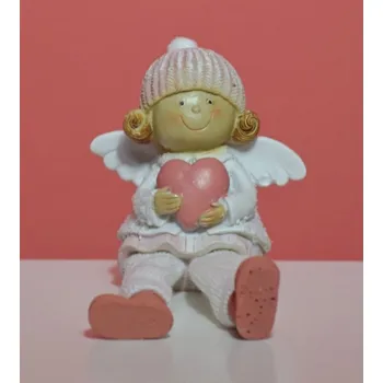 Vánoční dekorace BUCLATÝ ANDÍLEK S RŮŽOVÝM SRDCEM