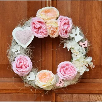 Věnec VĚNEC S PIVOŇKAMI, ANDĚLEM A MOTÝLI