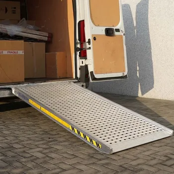 paleta Hliníková nakládací rampa, hliníkový nájezd, 1 kus, délka 2,5 m, šířka rampy 600 mm, výška profilu nájezdu 108 mm, nosnost 1.000 kg pro paletový vozík, LOTUS (LOTUS AluTech)