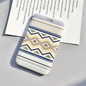 Obal na doklad Obal na kartu s geometrickým vzorem - žádný řetězec 4