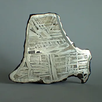 Přírodní kámen Železný meteorit s olivínem z Ruska 90x100mm, síla:3mm