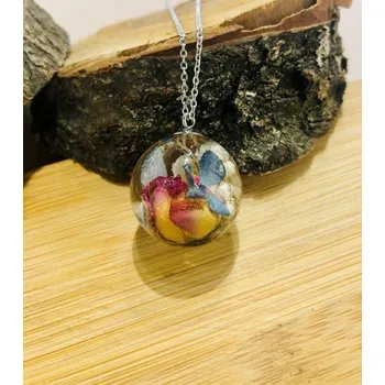 Náhrdelník VitaliaArt | Náhrdelník z pravých květů střední růže, hortenzie, ozothamnus - Vitalia Art 0001740