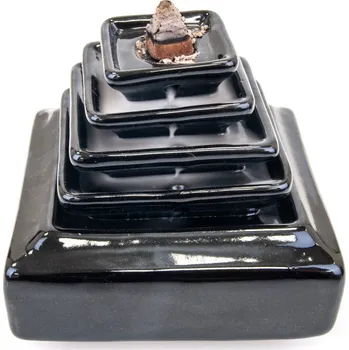 Vonná tyčinka Stojánek na františky Backflow Pyramid