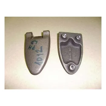 Dveře karosérie Závěs dveří Avia /pravý-horní,levý-dolní/ 1012